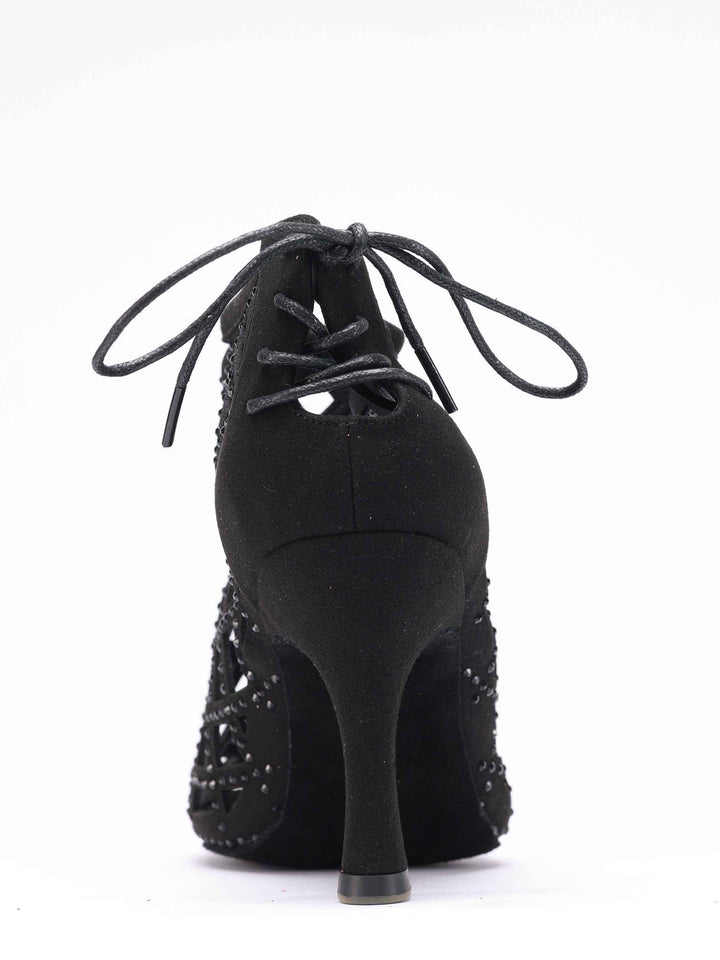 Chaussures de danse latine pour femme, modèle Adriana, couleur noir, avec talons évasés de 8,5 cm pour un look élégant et une stabilité optimale. Dotées de lacets à l&