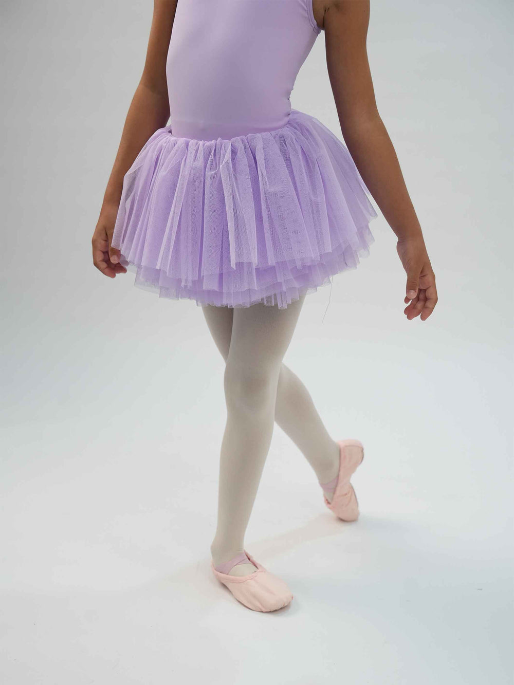 Fluffy ballet tutu skirt pour fille, ceinture élastique de 3 cm pour un ajustement sécurisé et confortable, couches de tulle doux pour un look volumineux et élégant, couleur lilac