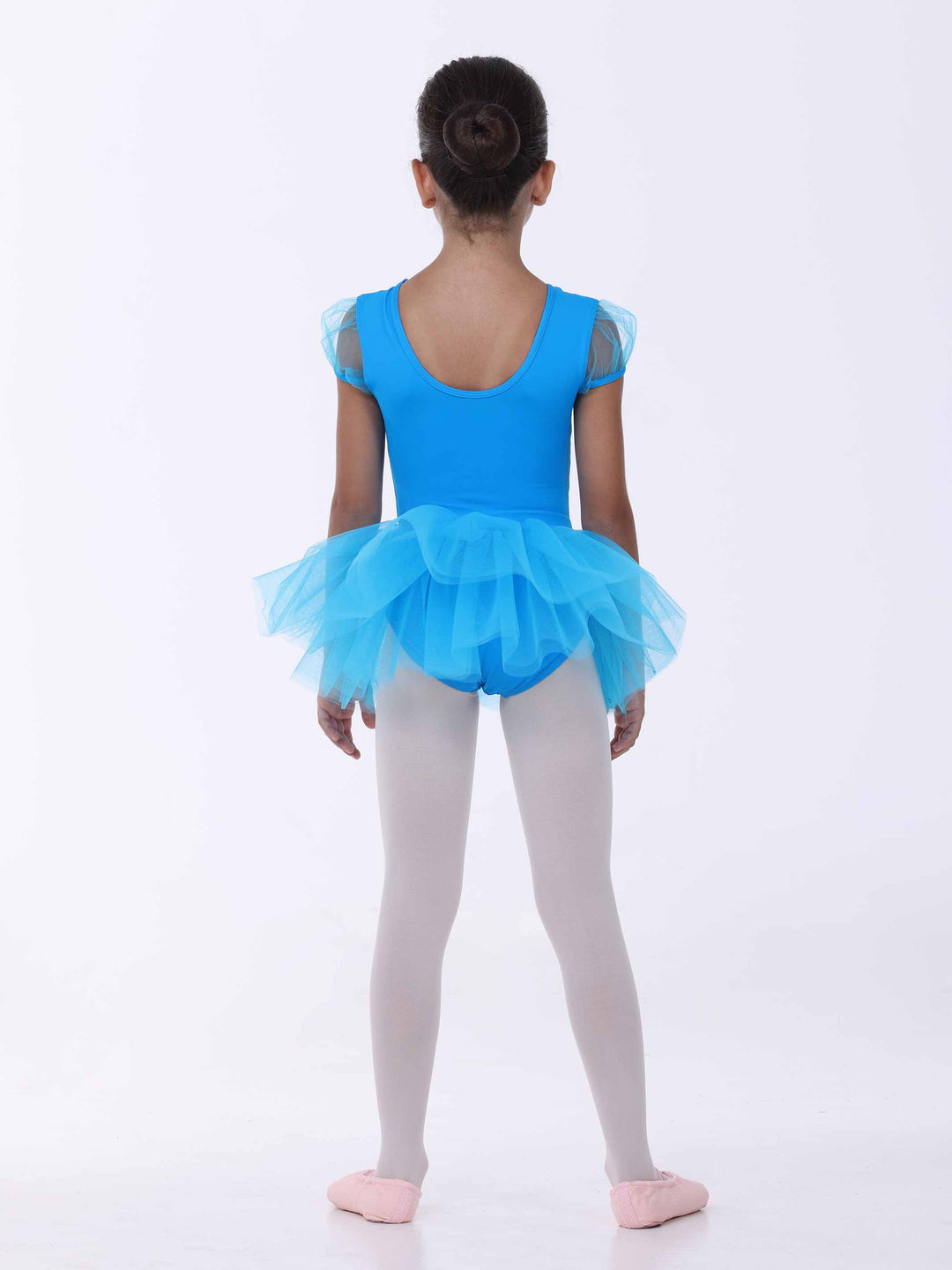 Abito tutu blu clair da bambina – dos arrondi e superposition di tulle volumineux.