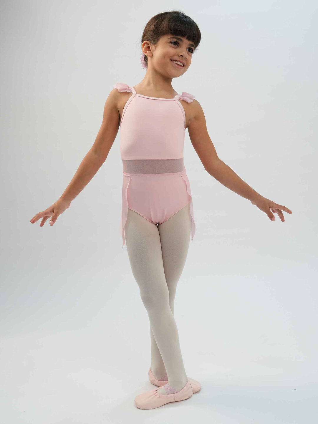 Robe de ballet camisole avec manches volantes pour fille, corsage avec panneau en mesh, jupe attachée, design classique avec dos droit et devant en forme de V, couleur rose clair